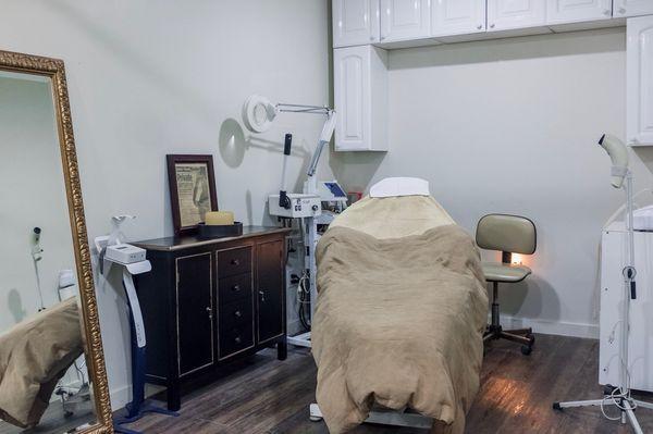 Facial treatment room