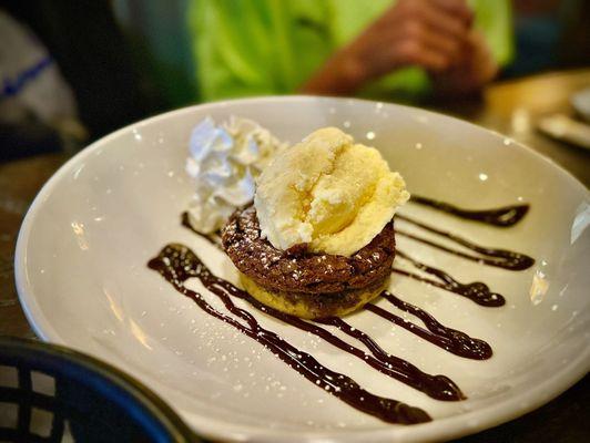 Shortbread Chocolate Soufflé Cake is warm and delicious. The portions were right, just not for $9.