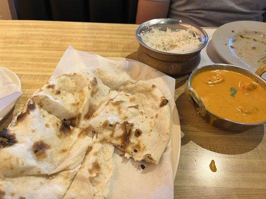 Chicken Masalas / Makhani and fresh Naan