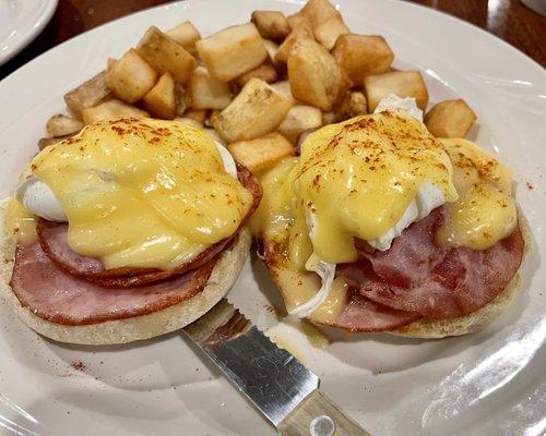 Eggs Benedict