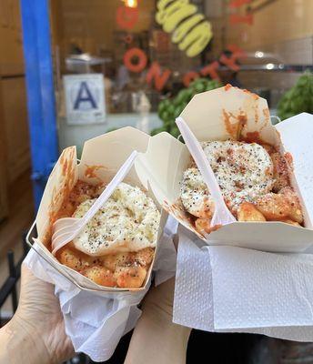 left: Gnocchi alla Vodka con Burrata, right: Gnocchi al Pomodoro con Burrata