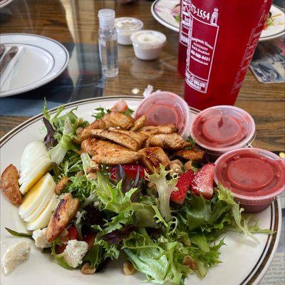 Grilled chicken salad