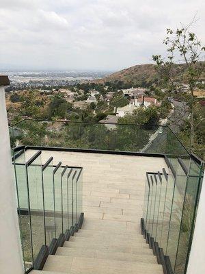 Outdoor glass railing