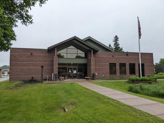 Entrance to Wyoming Area Library