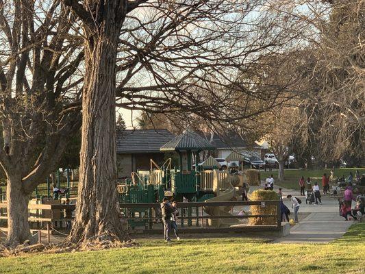 Everett Alvarez Jr. Park