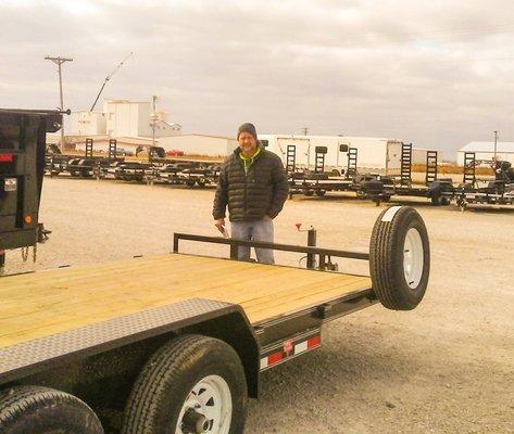 Dale Fritzsche took home his new PJ flatbed.