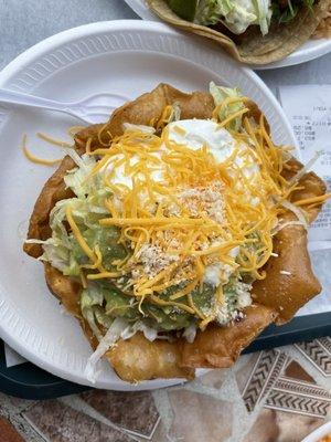 Carne asada taco salad