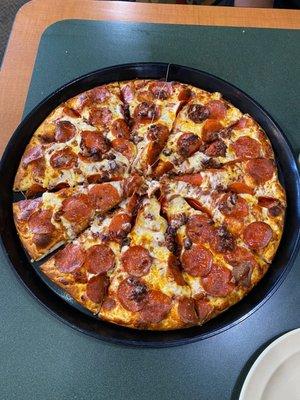 Ulti-Meat 14" Large Pizza