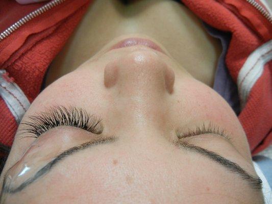 Eyelash extension