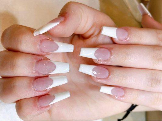 Twin Nails