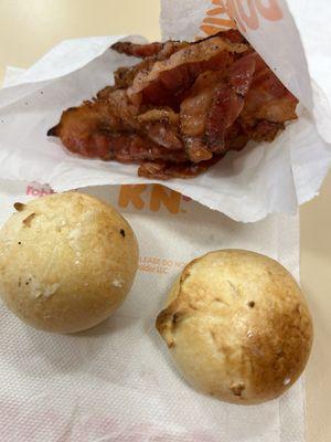 Plain Stuffed Bagel Minis, Sweet Black Pepper Snackin' Bacon.