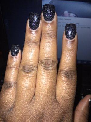 7 day old nails done with Glam and Glits acrylic dipping powder.