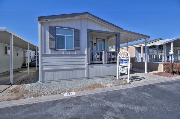 Newer manufacturered home at Spanish Cove