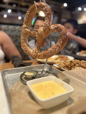 Big Twist Pretzel With Beer Cheese