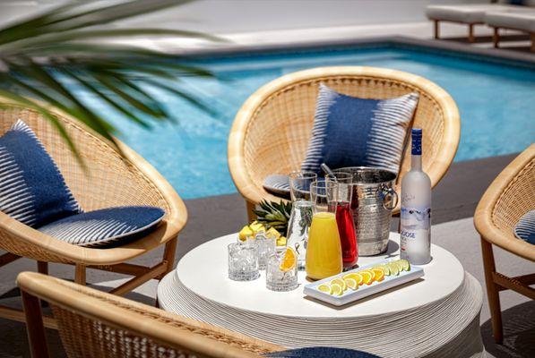 Altira Pool + Lounge - Bottle Service