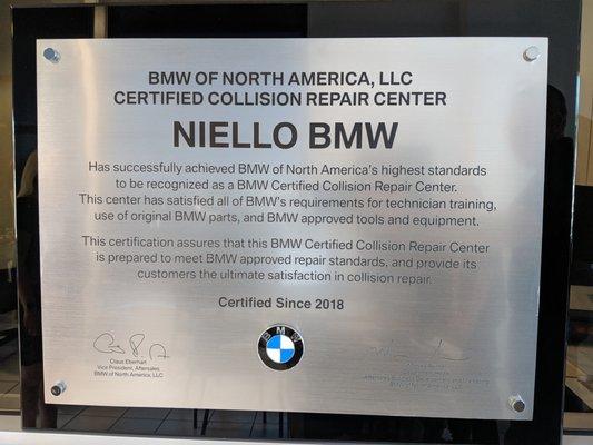 Niello Collision Center