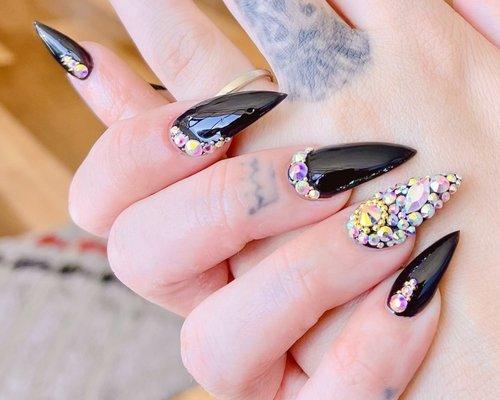 Lotus & Lily’s Nails