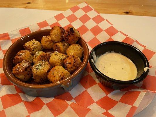 Italian cheese balls with Alfredo sauce