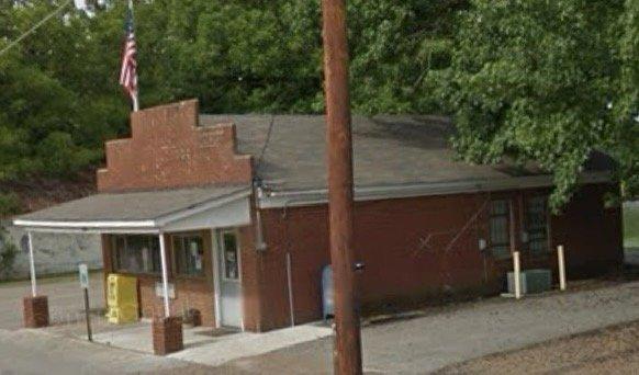 view of front corner of Vanndale, AR post office building