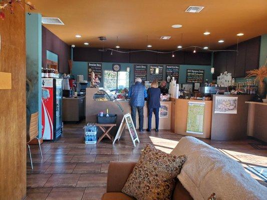 Wonderful set-up to order and pick-up your food and drinks...