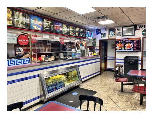 Windy City Gyros.N Broadway Ave.Old School Gyros Burgers Italian Beef & Sausage Ribs & Tips Chicken Fish Sandwiches Salads etc. Cool!