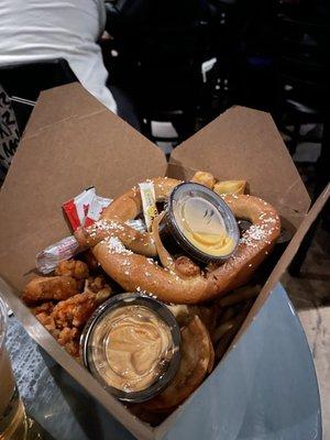 Fried finger food platter