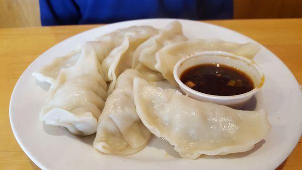 Steamed dumplings. Not all that great.