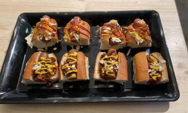 Hot Dog Flight, because sharing is caring