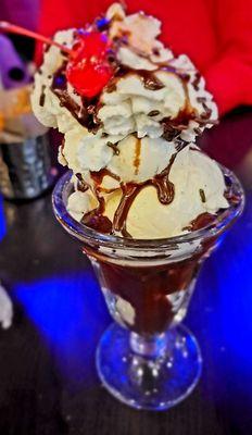 Hard Rock Cafe Hot Fudge Sundae