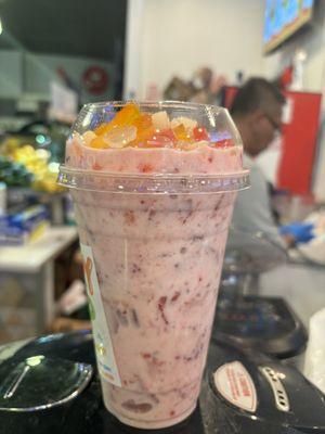 Smashed strawberry yogurt