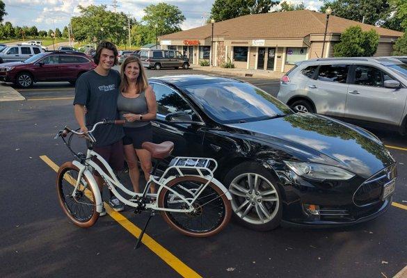 Tesla P90D and Pedego Interceptor go hand in hand