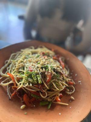 Spaghetti primavera with Italian pesto 20