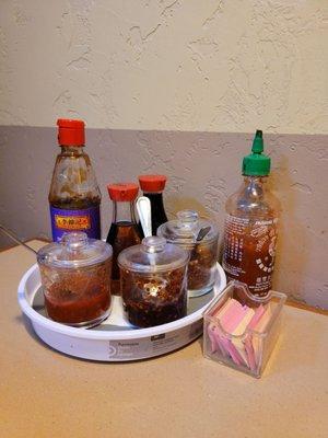 Table condiments