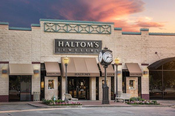 Haltom's Jewelers Grapevine Towne Center