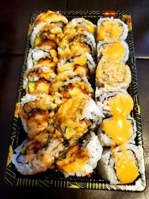 3 Roll Dinner Special - 2 Shrimp Tempura and Spicy California