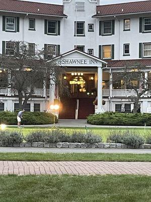 The historic Shawnee inn