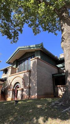 Welcome to the Dana-Thomas House by Frank Lloyd Wright