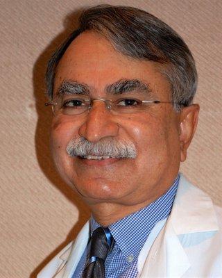 Dr. Haq is the founder and director of Laser & Varicose Vein Treatment Center. He is a leading vein surgeon in the nation.