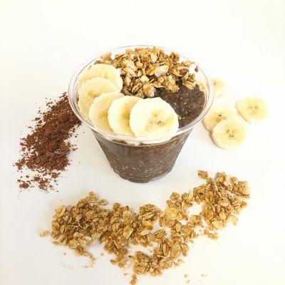 Cacao chia pudding - oat milk, chia seeds, cacao, agave