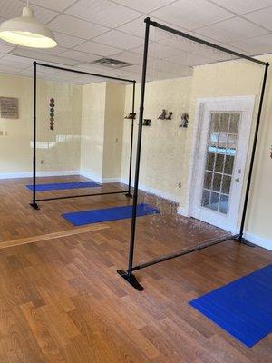 3 mat set up with safety partitions