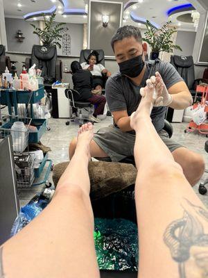 Amazing pedicure with a relaxing environment!