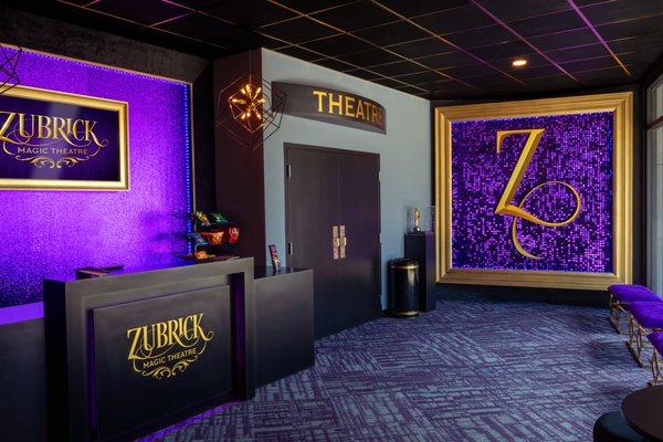 The spectacular lobby in shades of black, gold and purple... the colors of intrigue and wonder.