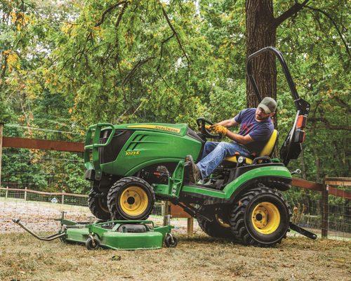 AutoConnect allows you to add mower deck from the seat!