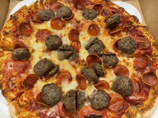 Medium pizza with old world pepperoni and meatballs