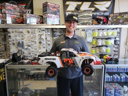 Just purchased a Traxxas Unlimited Desert Racer!  Thanks for your businness!