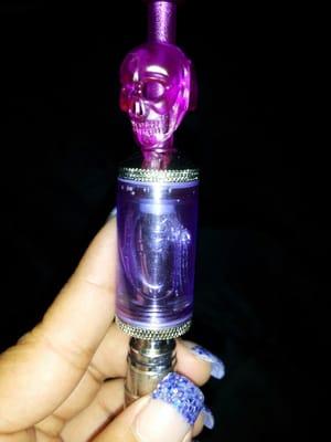 Hydra XL purple tank. And new purple skull mouthpiece. Total: $21. Cheeeee!!!