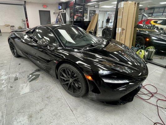 McLaren 720S getting fitted with the Huper Ceramic 40 & 60ws