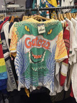 Gators shirt for sale!