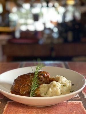 Chef Selection - braised short rib & mashed potatoes