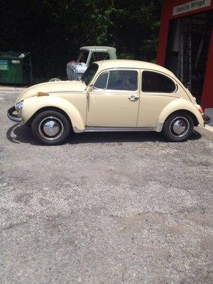 Our Classic series tint on this old school VW. Nice car!